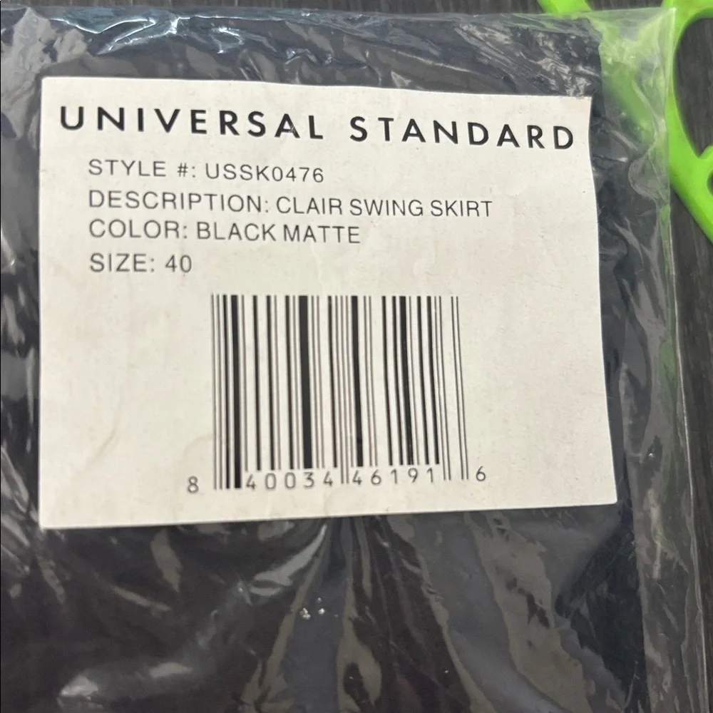 Universal Standard Clair Swing Skirt Black Matte Size 40 (4XL)
